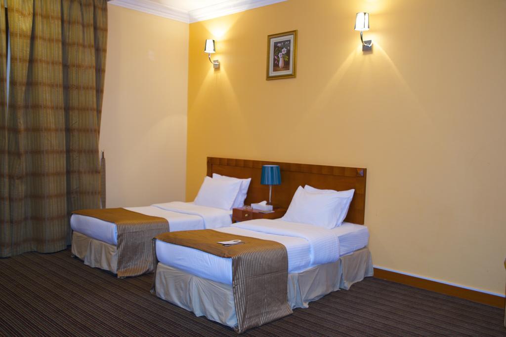 Al Massa Plus Hotel Al Ain Exterior foto