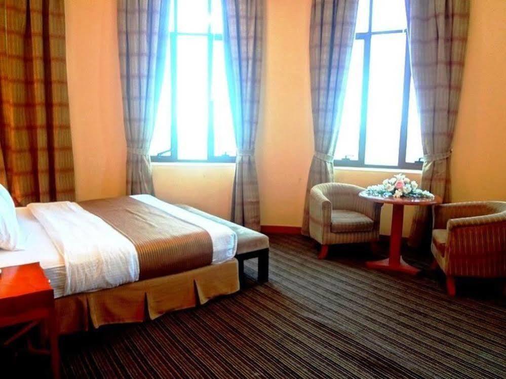 Al Massa Plus Hotel Al Ain Exterior foto